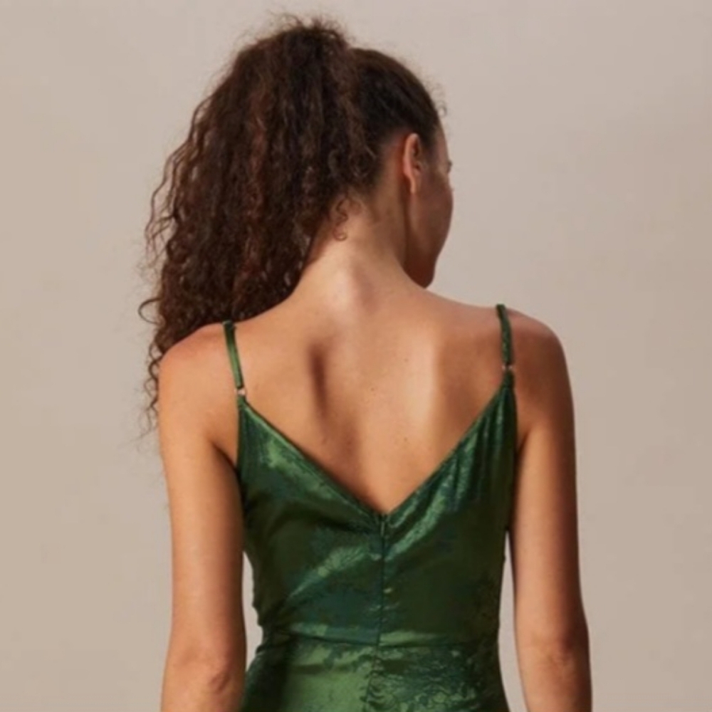NWT Rihoas Green Cowl Neck JacquardSatin Maxi Dress, Small - Picture 12 of 14
